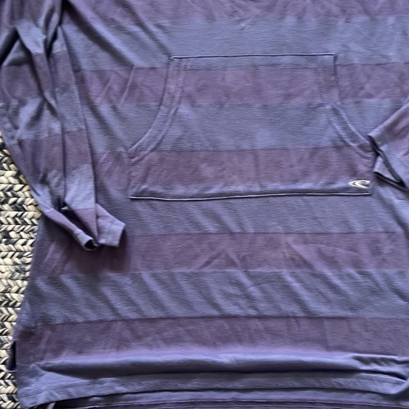 O’Neill Hoodie Coverup/ dress Light weight. Womens Large. Drawstring & pocket - Picture 3 of 4
